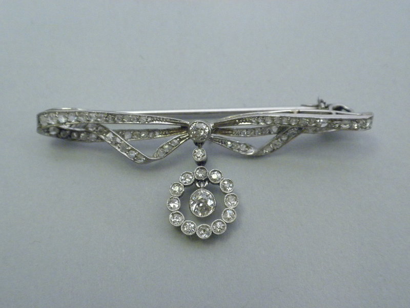 Edwardian Diamond and Platinum Bow Pin C 1900
